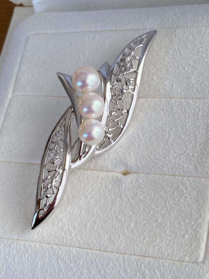 pafeです‼️ 【未使用】TASAKI ブローチ