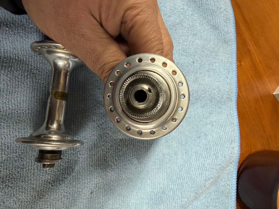 値引き！サンツアーSUPERBE 前後ハブセット　￼5Sギアはオマケです！