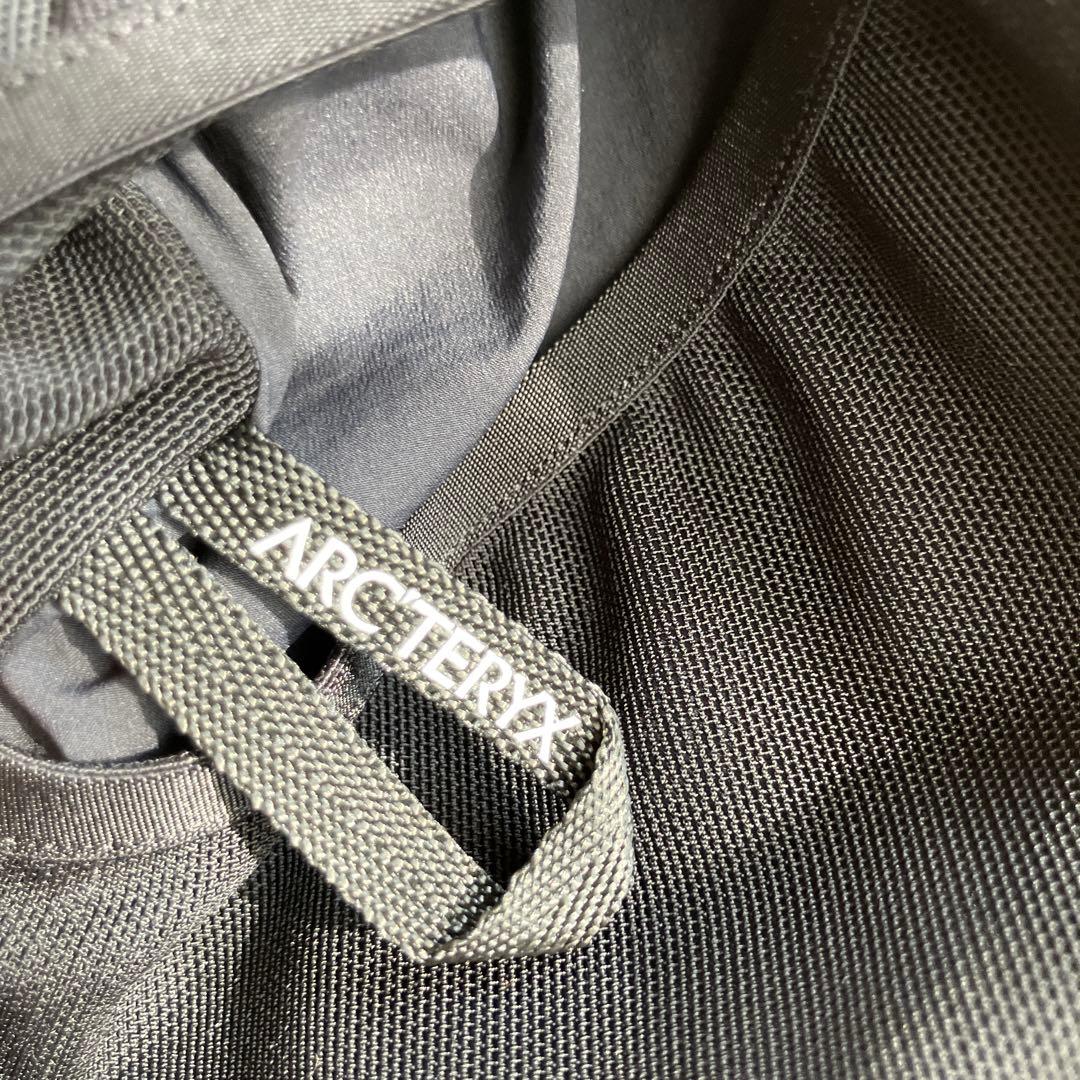 美品　arc'teryx norvan insulated vest