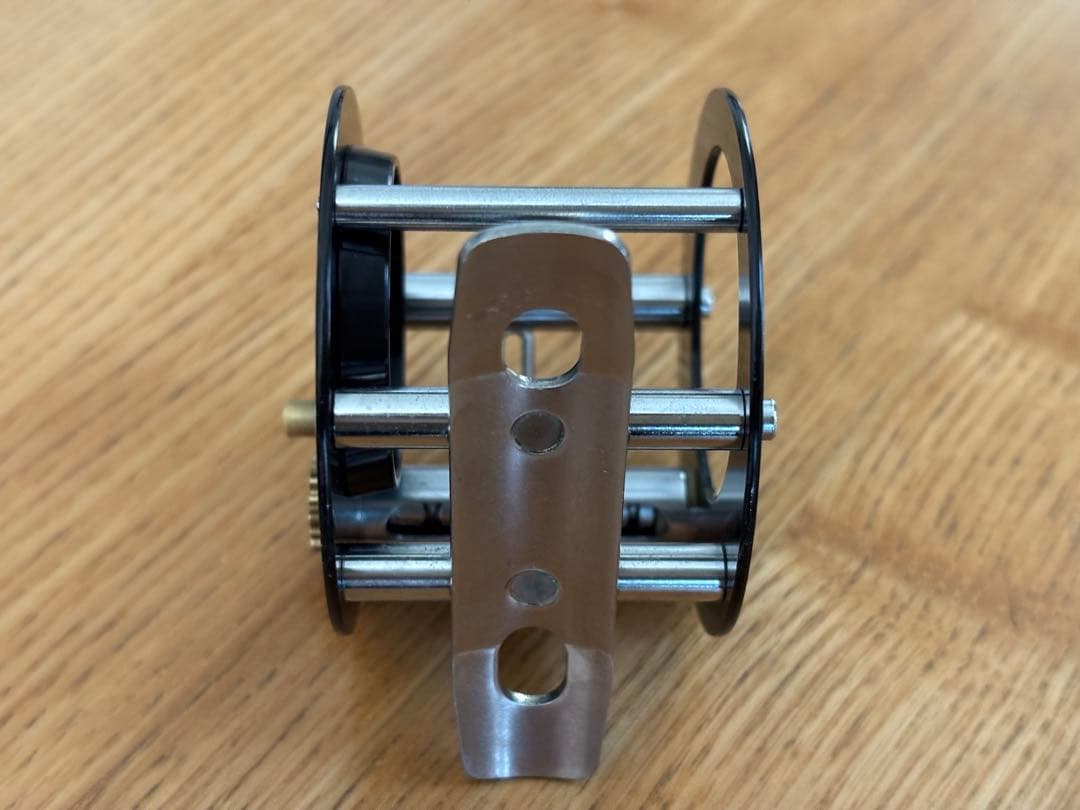 【美品】【送料無料】ダイワ　ミリオネア　ＧＳ　２０００Ｃ　純正袋付