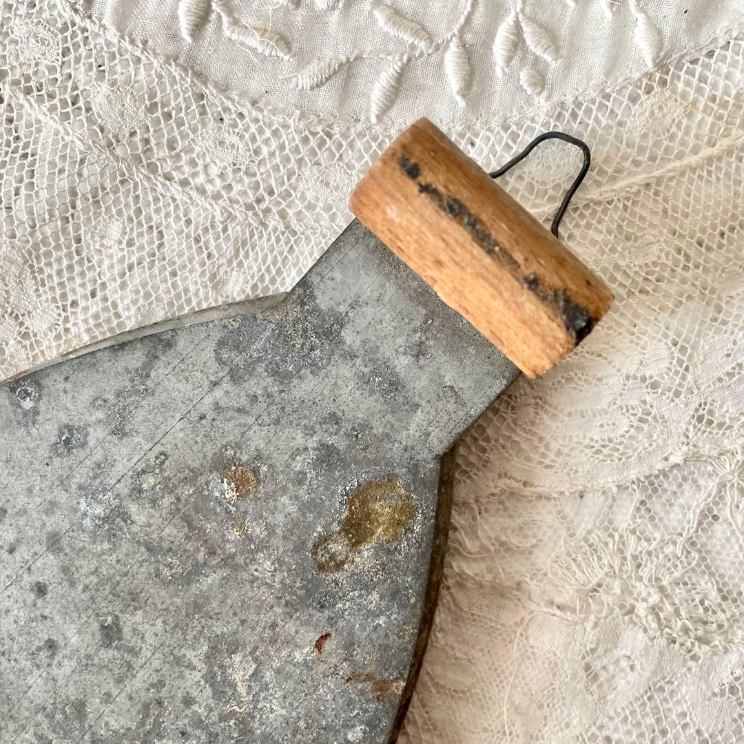 木と金属のアイロン台　北欧ヴィンテージ　アンティーク　フォトスタンド　フレーム