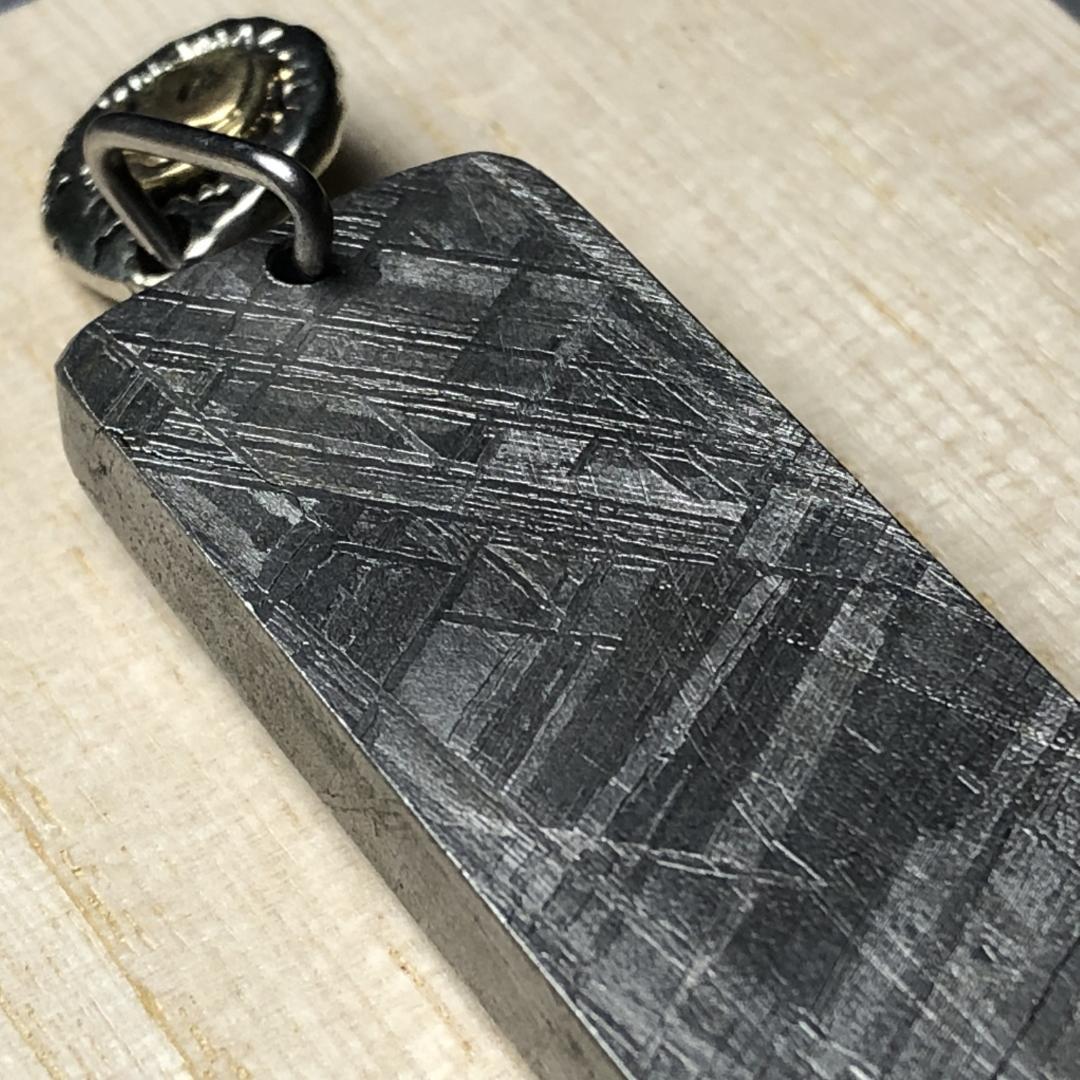 ムオニオナルスタ隕石　メッキ処理済み　ペンダントトップ　 鉄隕石　重さ約61ｇ