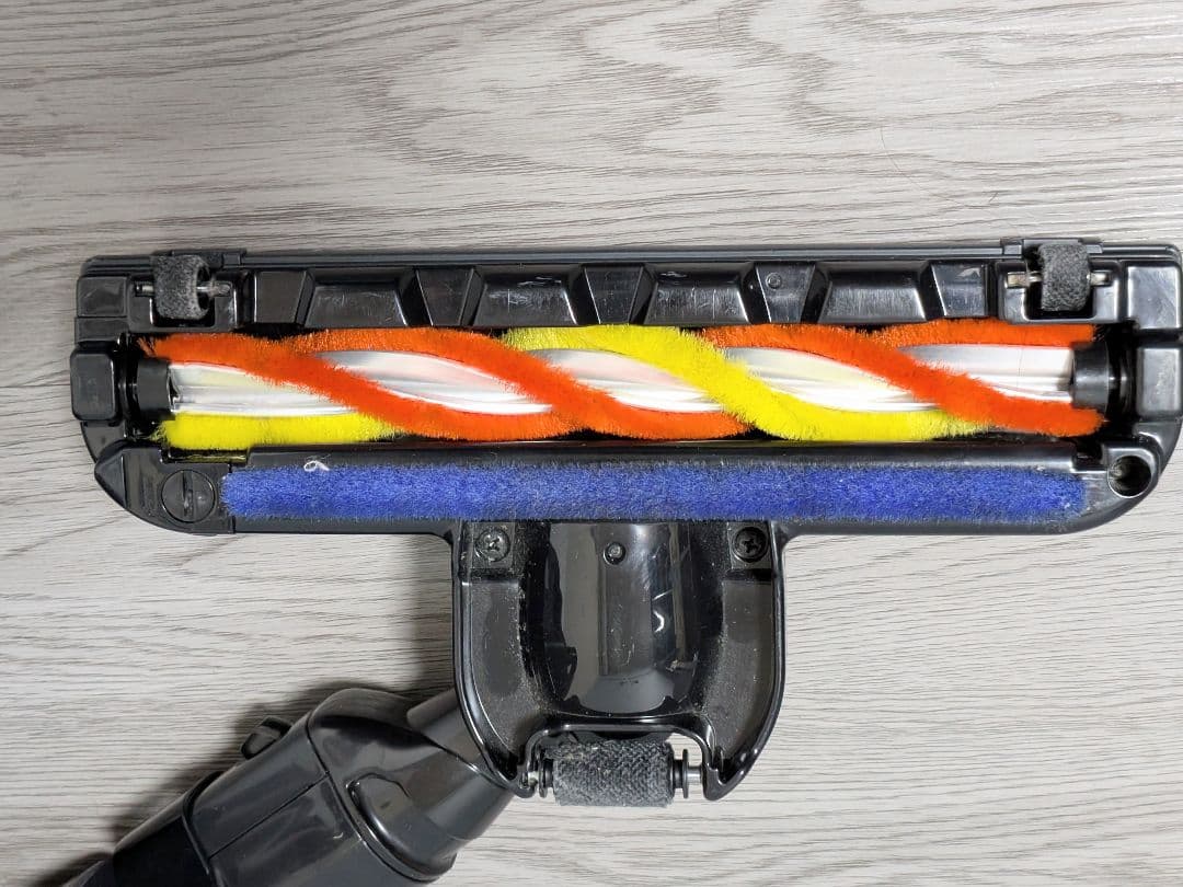 ​【2024年製】東芝 紙パック式掃除機 VC-PM7A 軽量コンパクト