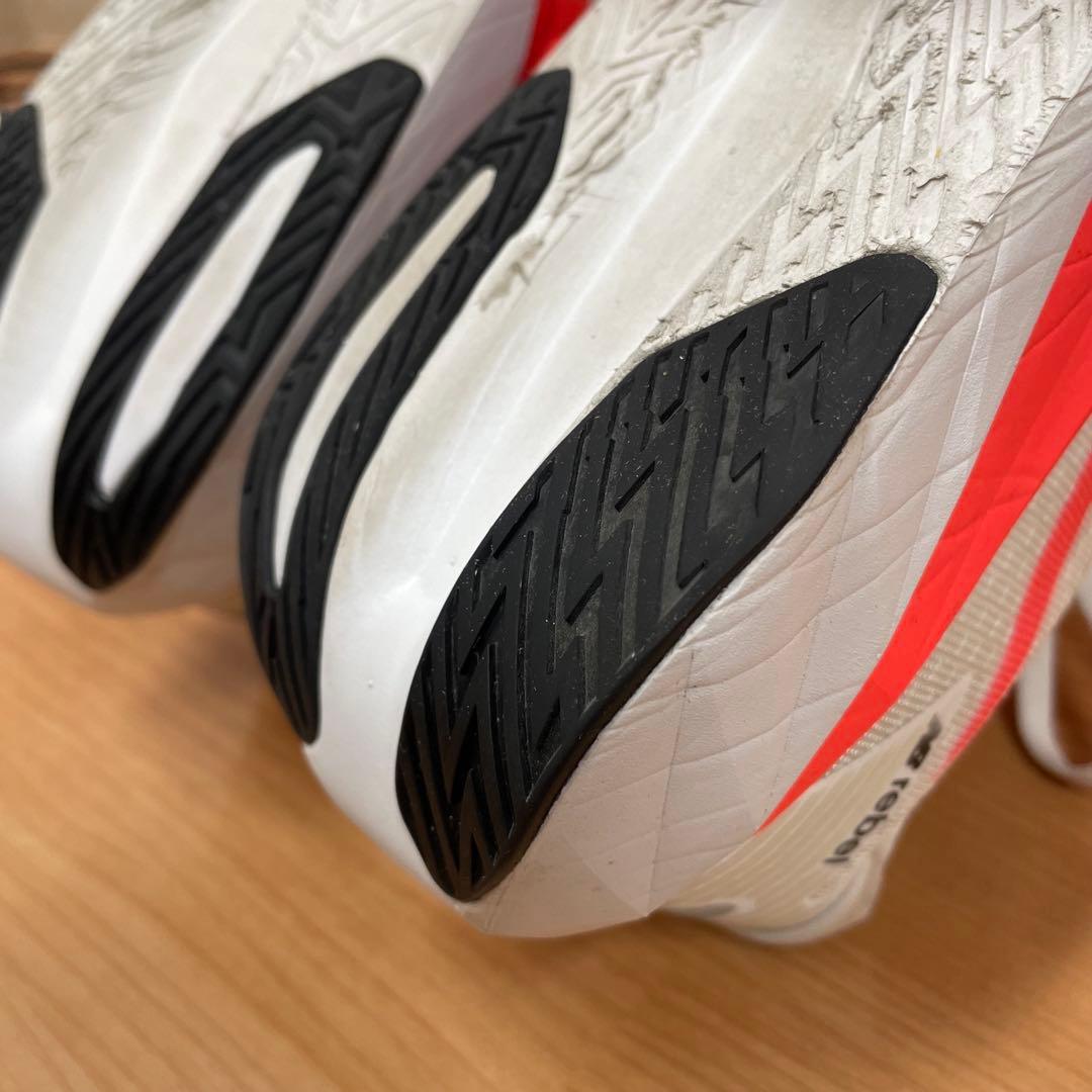 美品　ニューバランス　FuelCell Rebel V5 26センチ