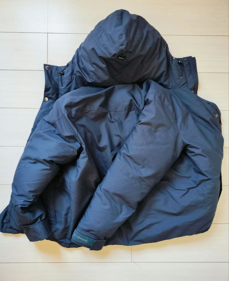 ツンベ　ソフネット　ダウンジャケット