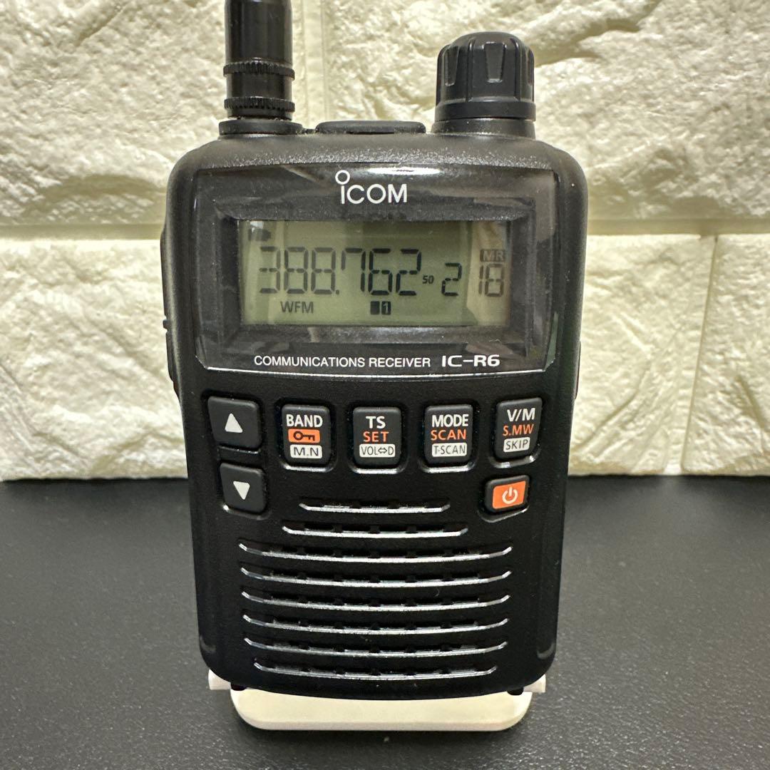 ICOM IC-R6 通信受信機　　電池式　通電確認済　現状品