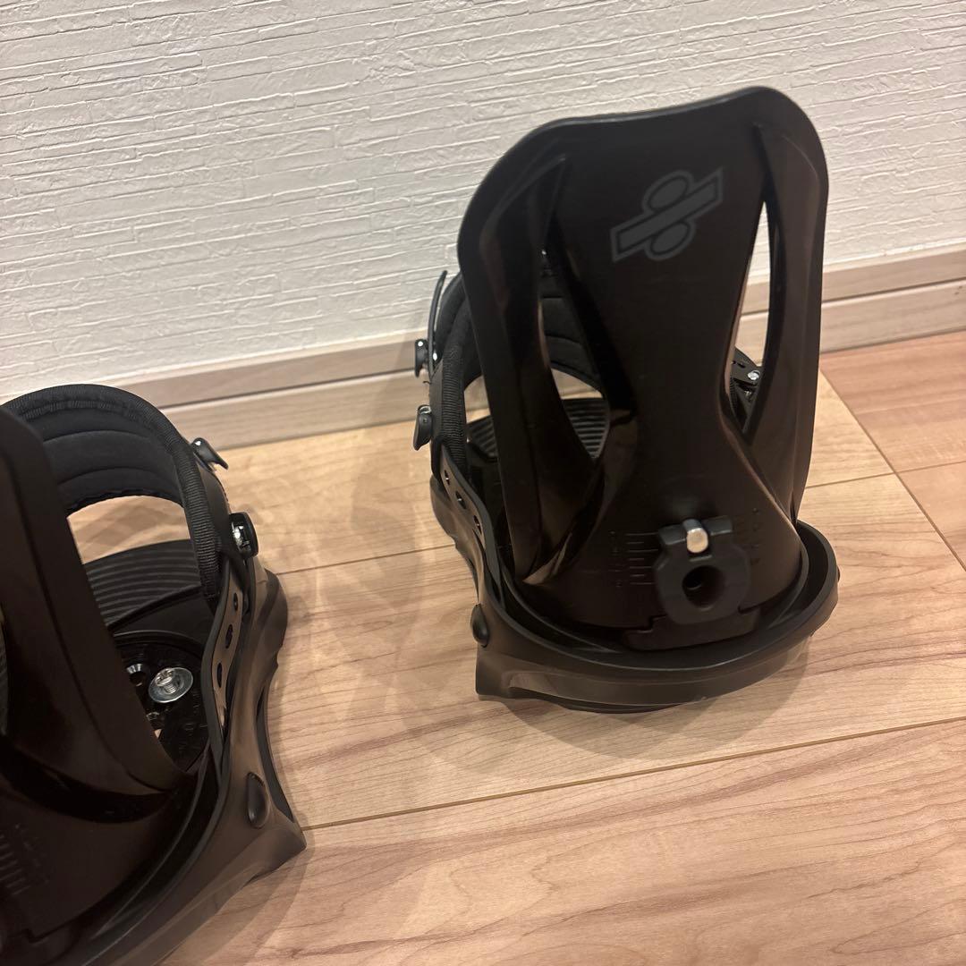 ブラック スノーボード ビンディング