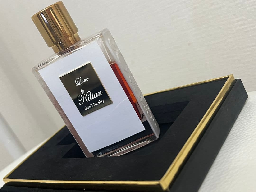 Love by Kilian don't be shy 香水