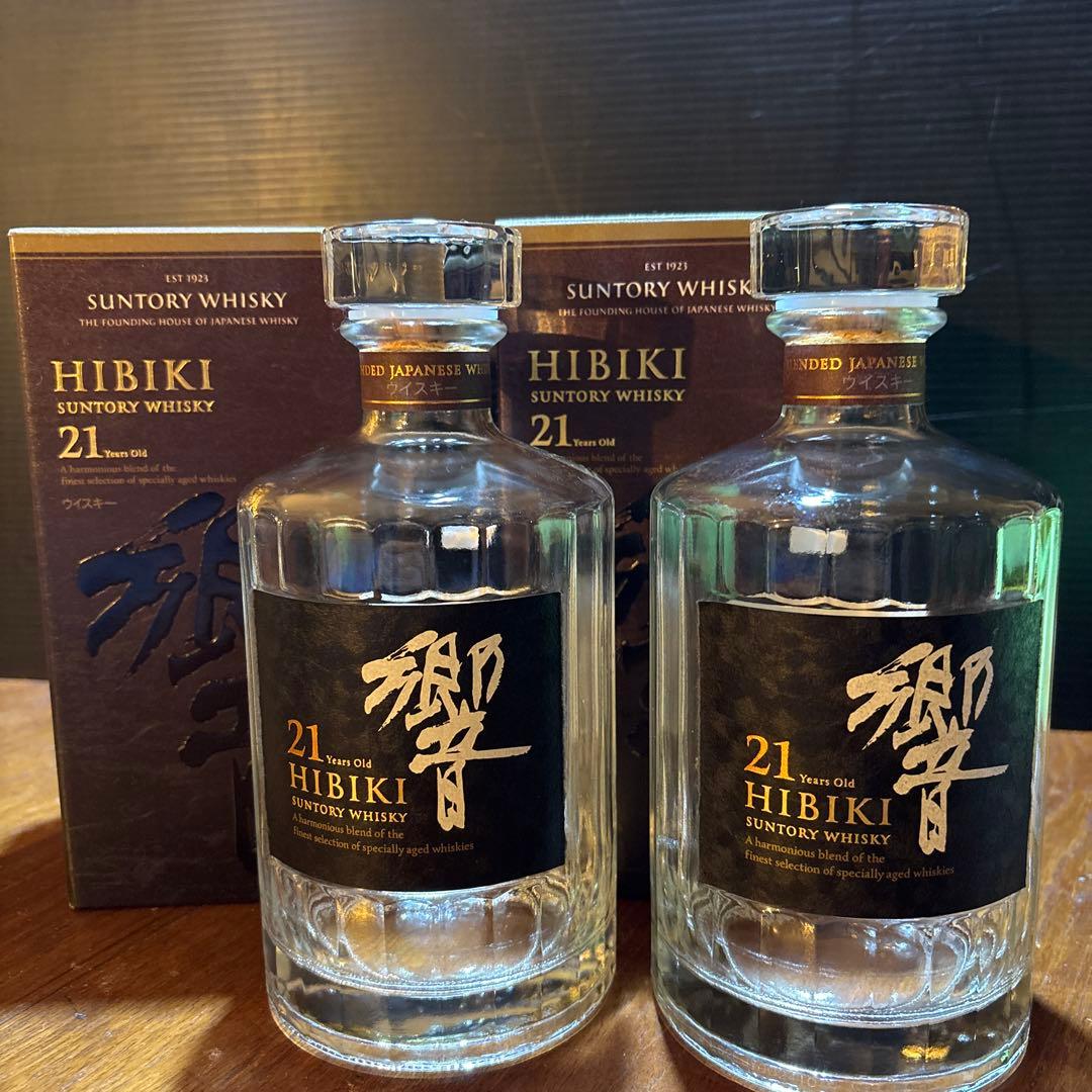 サントリー響21年　箱付き空瓶2本セットhibiki21 bottle