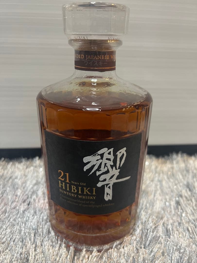 新品　Hibiki 21 Years Old Suntory Whisky