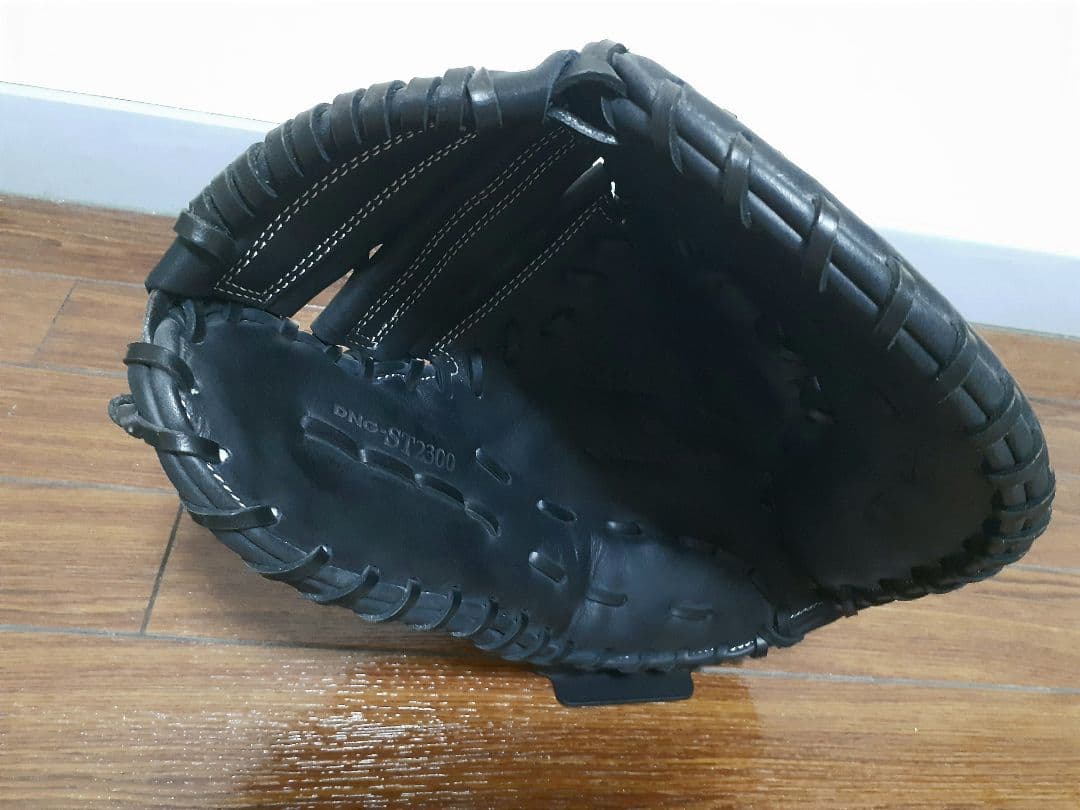 DESCENTE 軟式ファーストミットブラック