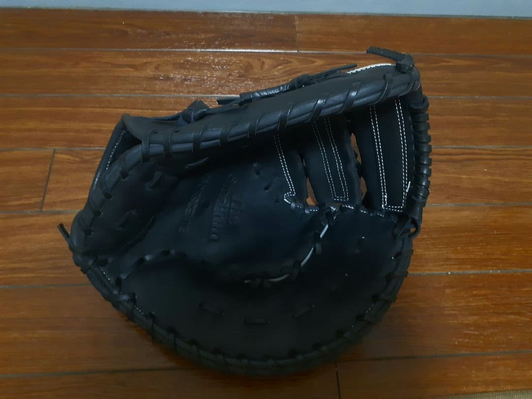DESCENTE 軟式ファーストミットブラック