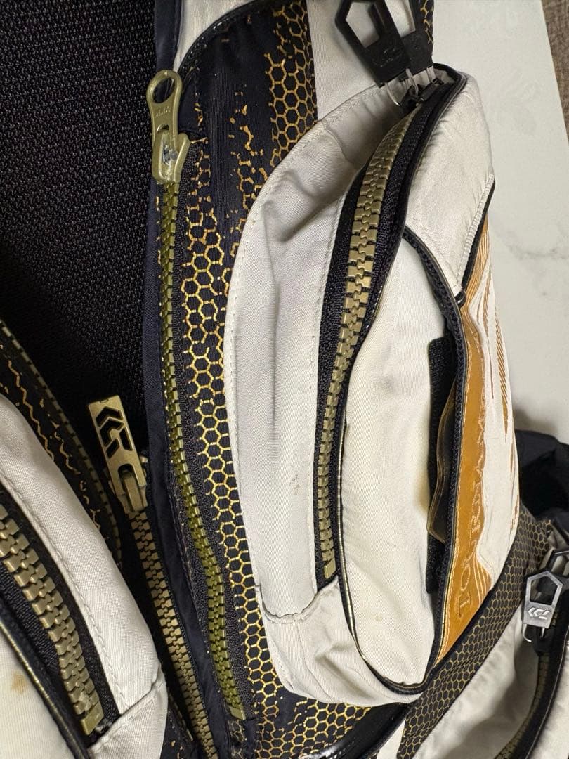 ダイワ　トーナメント　ライフジャケット　フローティング　DF3007T 中古