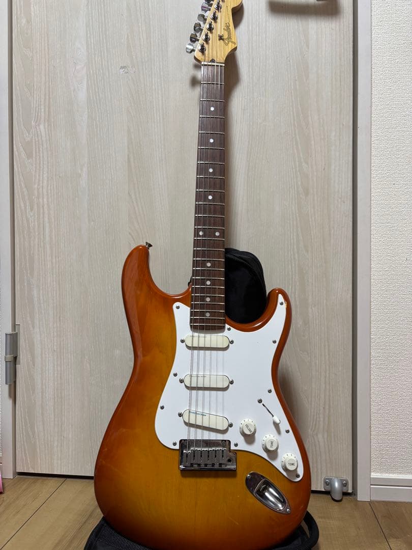 【訳あり特価】Fender Japan STR-850LS Hシリアル