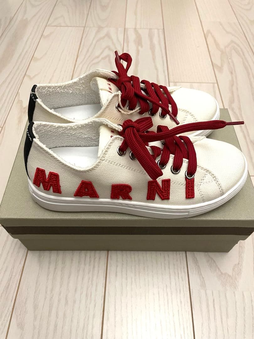 新品未使用　MARNI ホワイト/レッド スニーカー　32 20センチ
