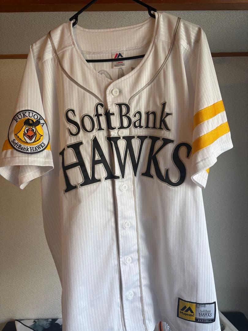 柳田悠岐ユニホーム