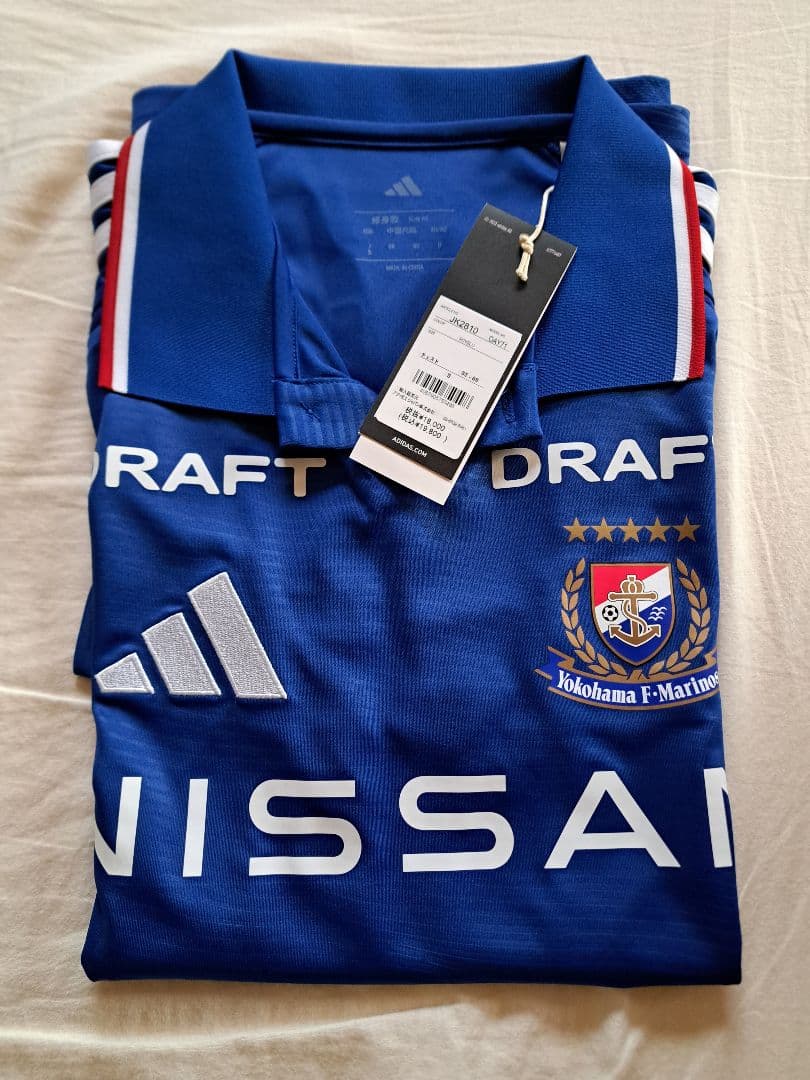 横浜Fマリノス　1stユニフォーム2025＋選手直筆サイン色紙＋タオルホルダー