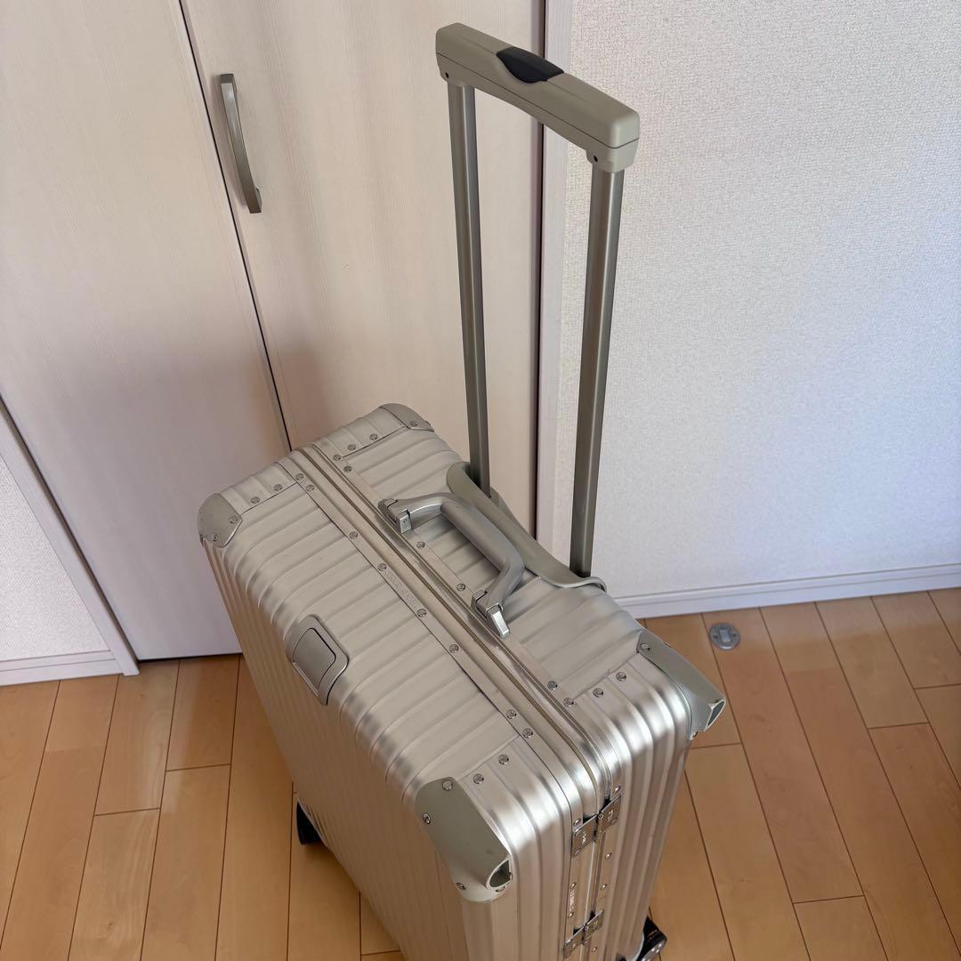 RIMOWA リモワ スーツケース キャリーカート トロリー 4輪 アルミニウム