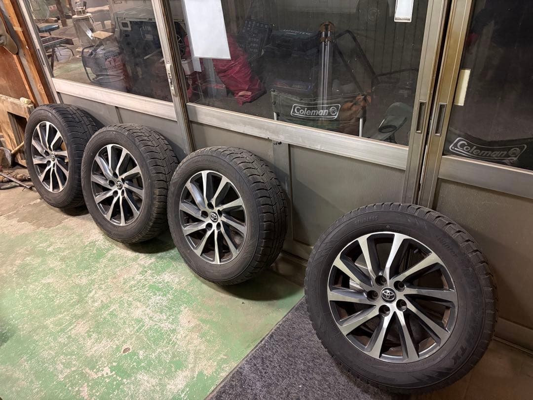 年末価格 トヨタ純正ホイール17インチスタットレスタイヤ30ヴェル、アルファード