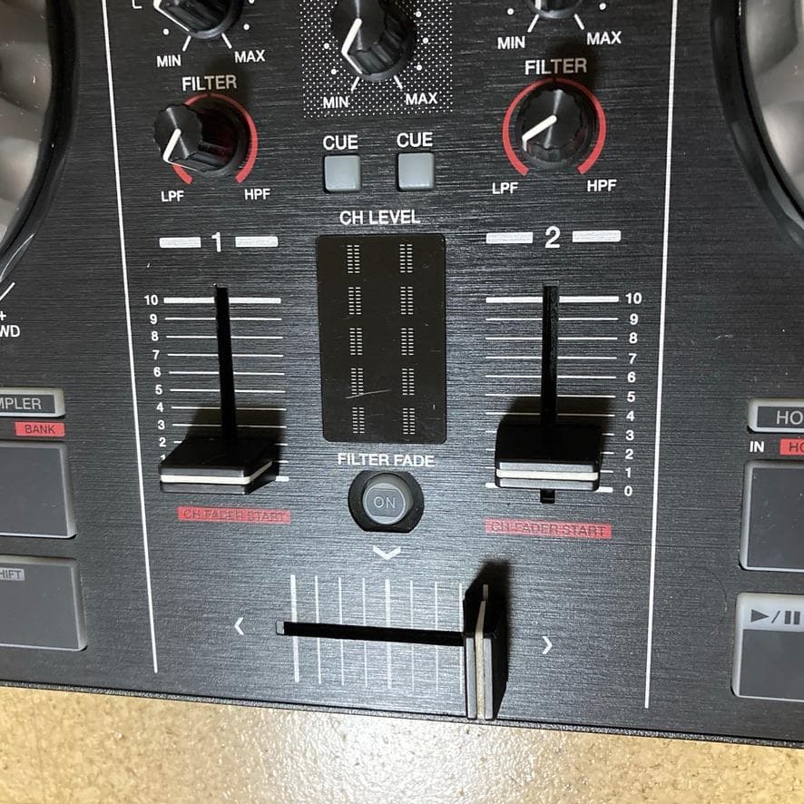 Pioneer DJ DDJ-SB2 DJコントローラー