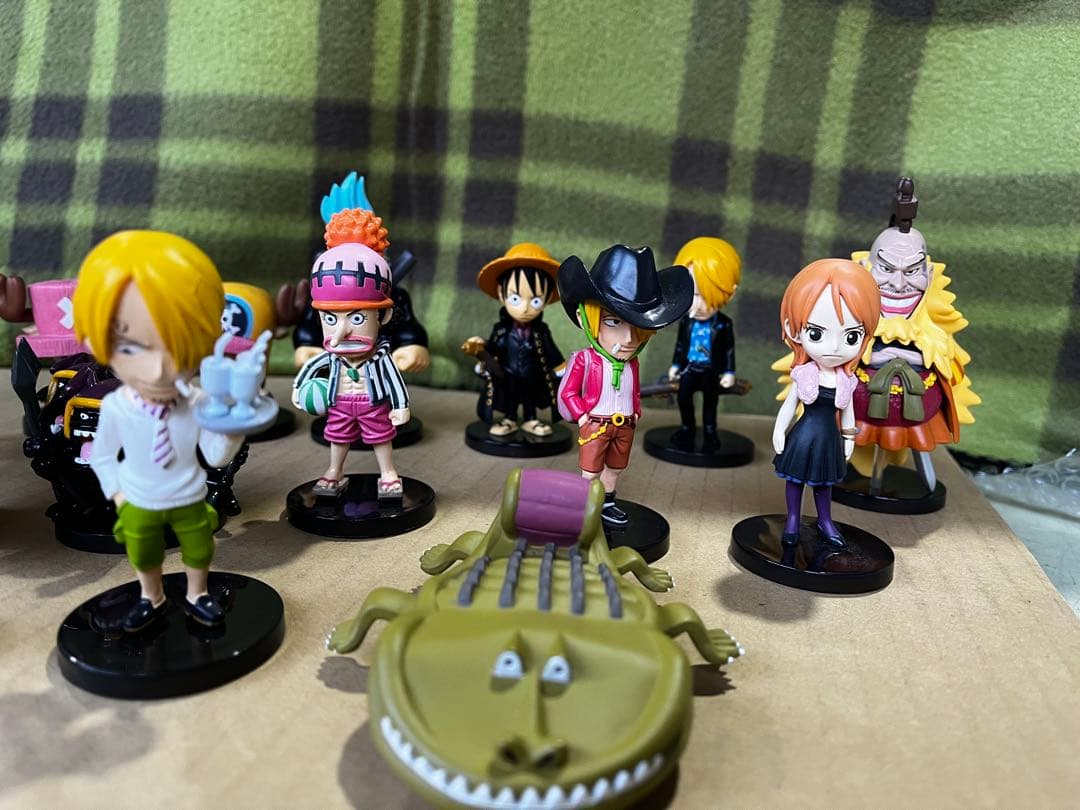 ワールドコレクタブルフィギュア　ストロングワールド　ワンピース 40体