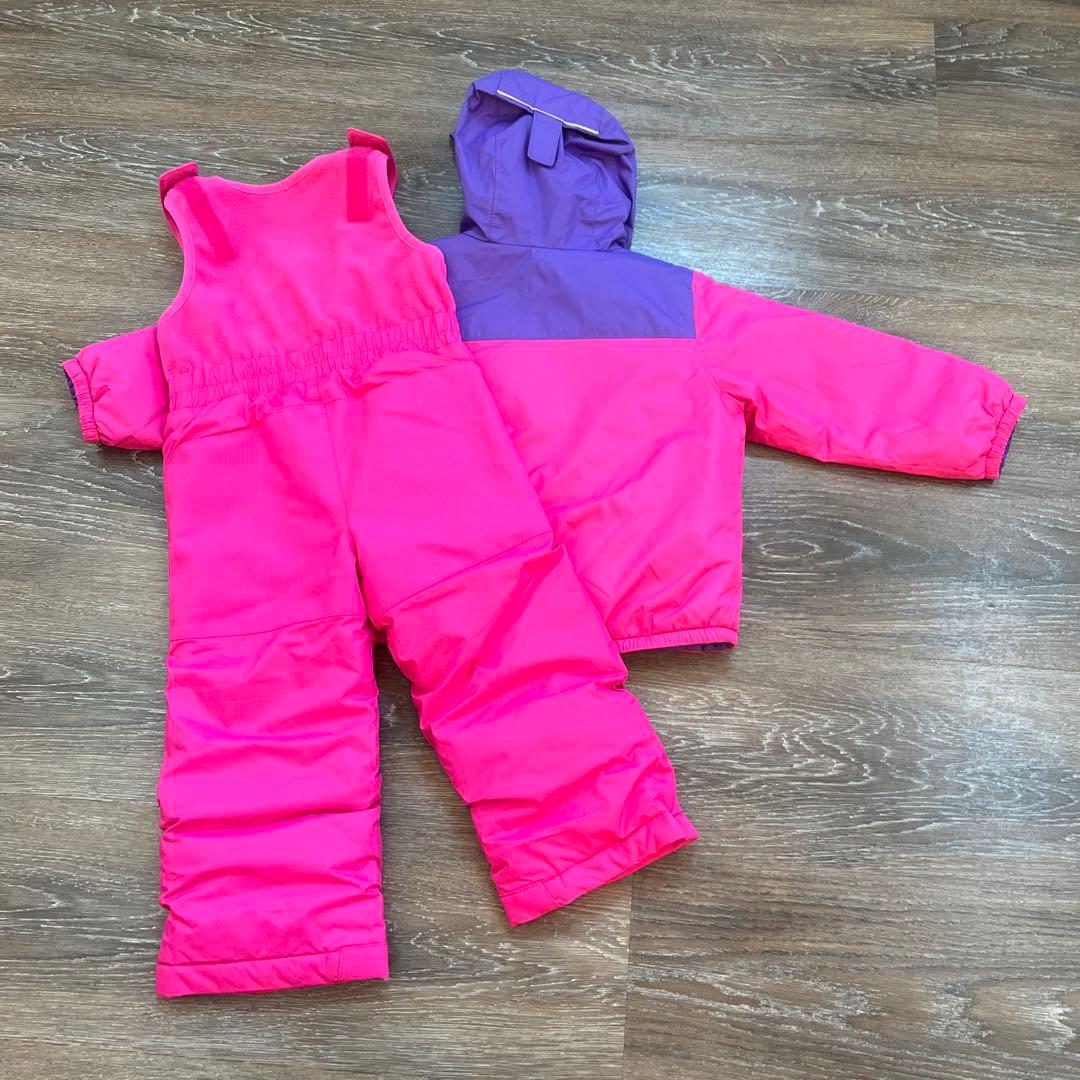 コロンビア　3t 90 100女の子 リバーシブル　スキーウェア