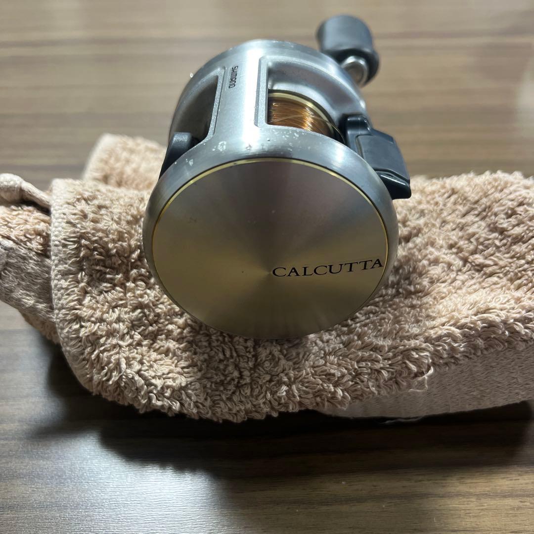 SHIMANO CALCUTTA 100 ベイトリール