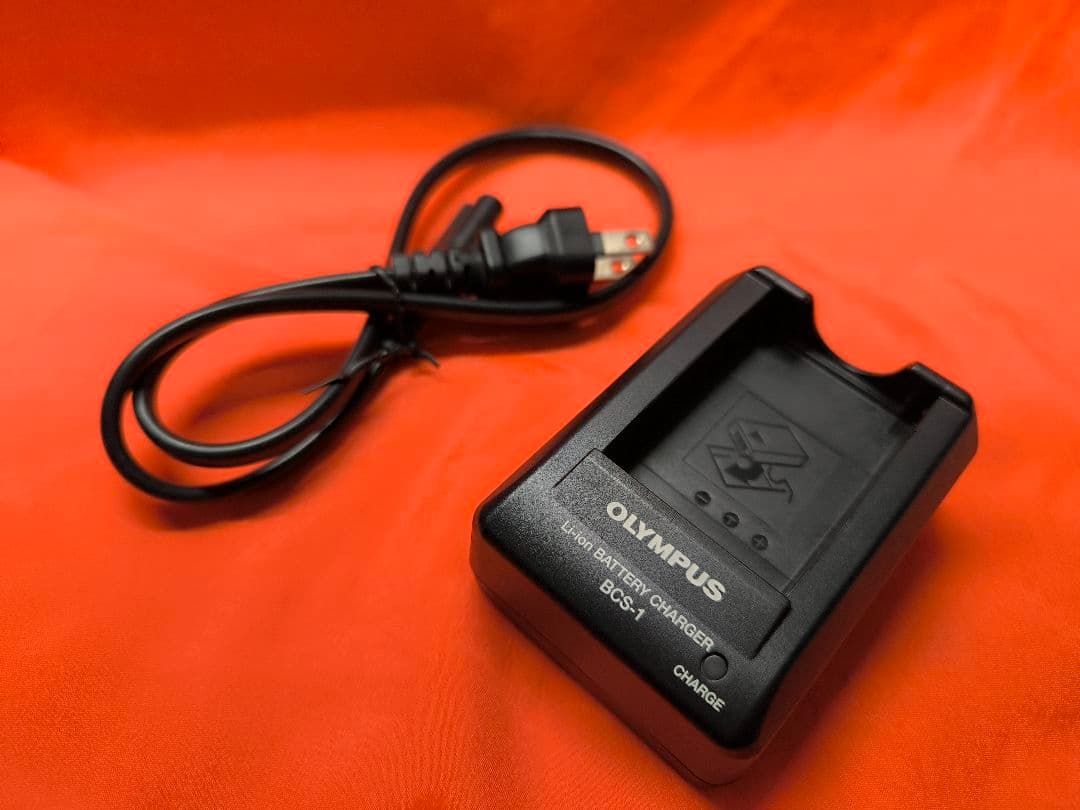 OLYMPUS E-PL3 シルバー ボディ ※手振れエラー有り