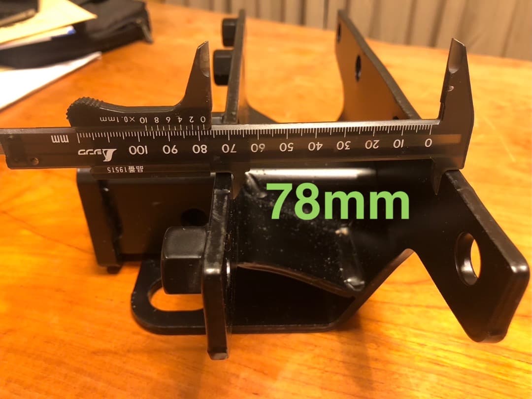 【未使用】Jeep 純正　JK・JL用　ヒッチレシーバー