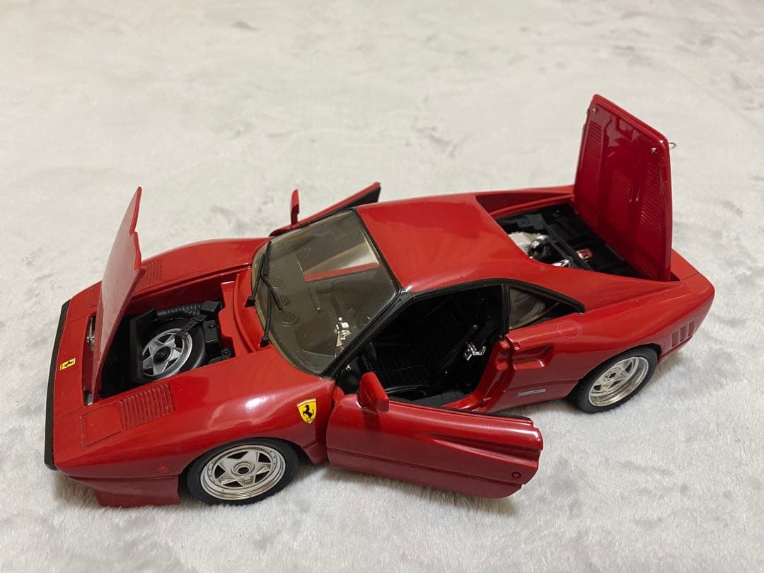 ミニカー HOTWHEELS Ferrari 288 GTO 1/18