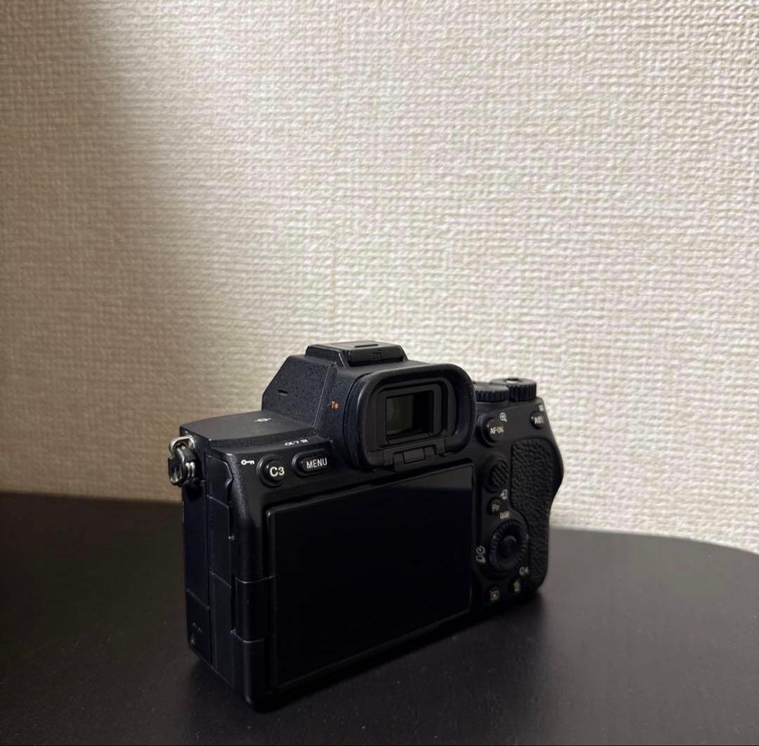 α7iv (ilce7m4) ウツレンズ付き