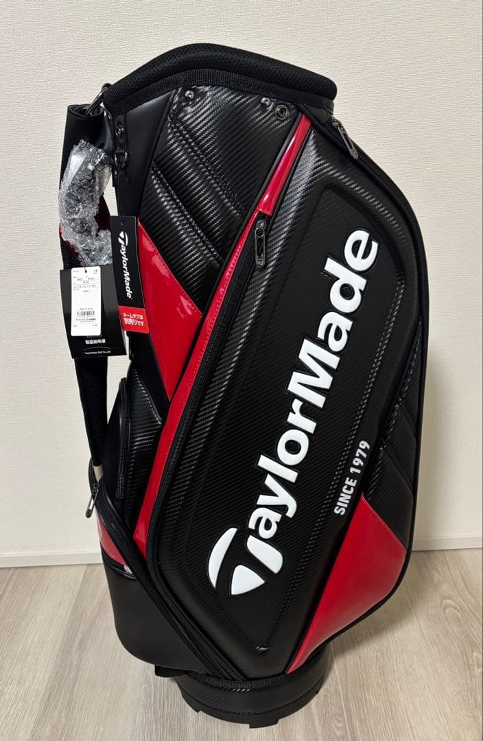 新品未使用品！TaylorMade キャディバッグ BK/RD　UN033