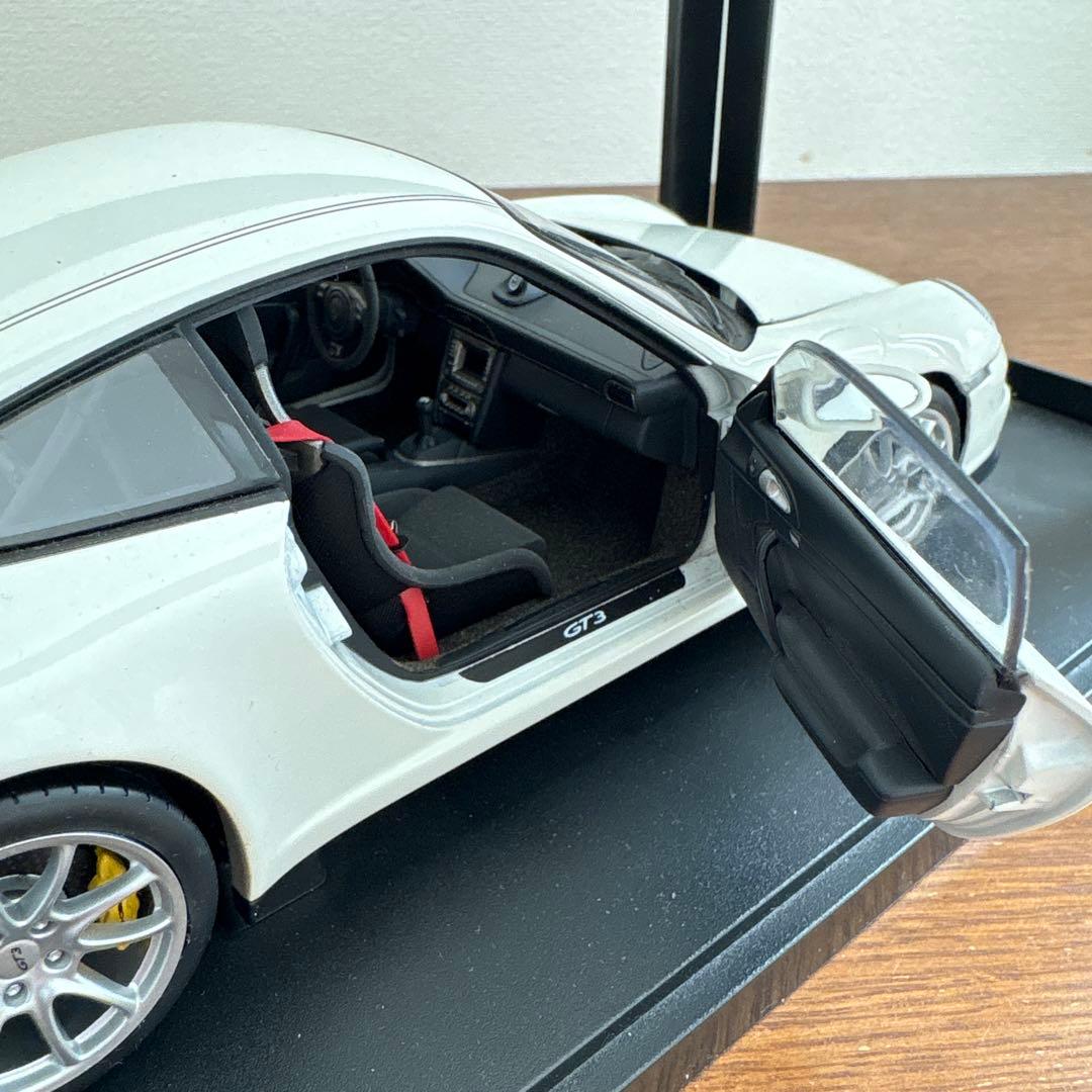オートアート　ポルシェ　911 997 GT3 ホワイト　1/18 ミニカー