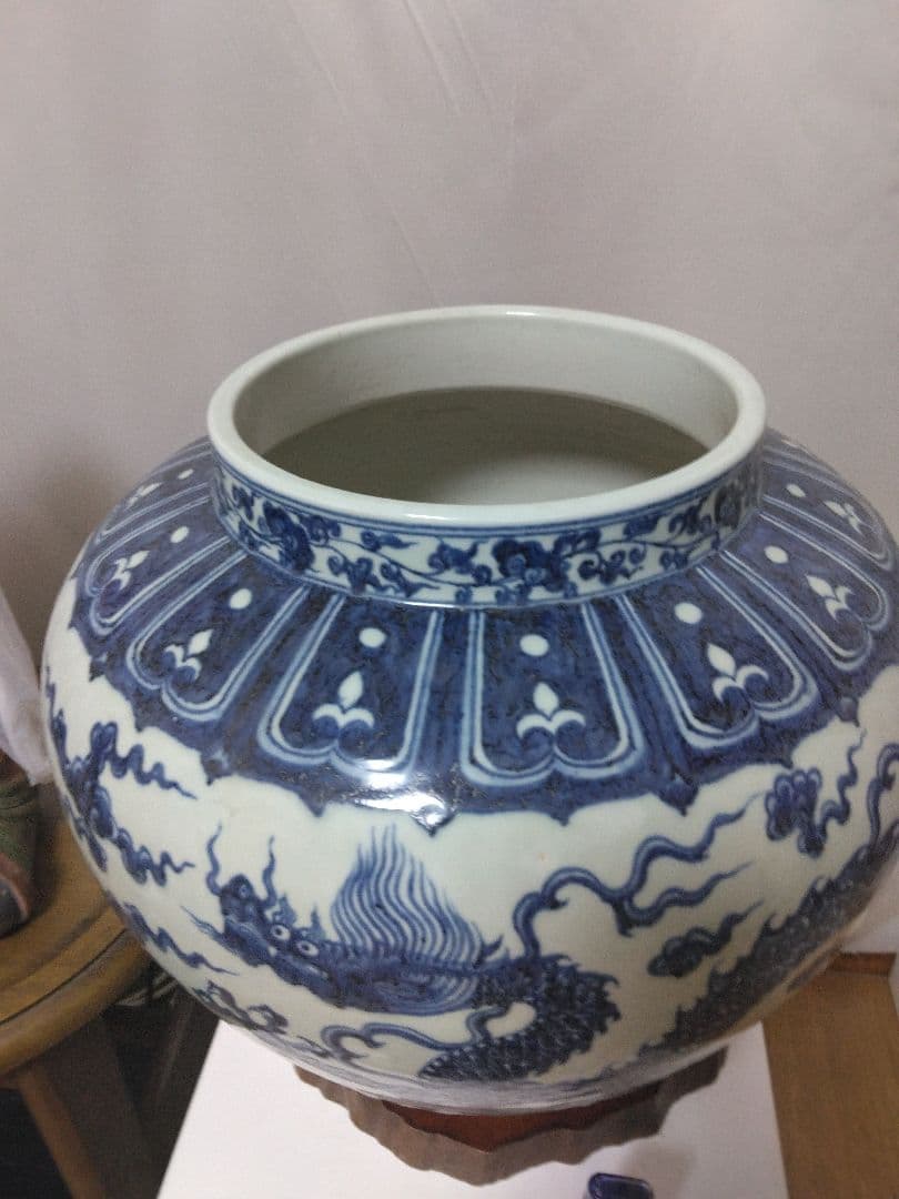 中国美術青花竜紋大壺