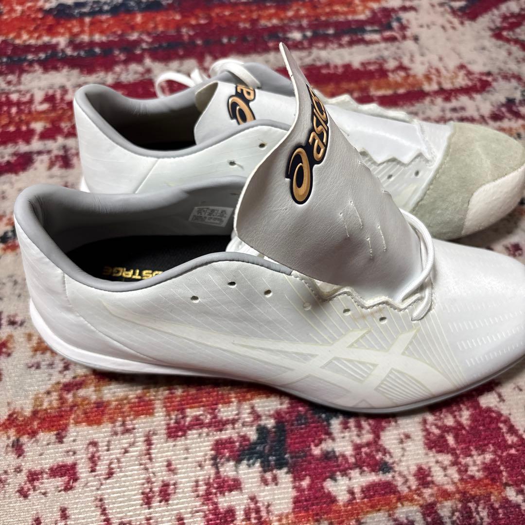 asics ホワイト スパイクシューズ 27cm新品未使用
