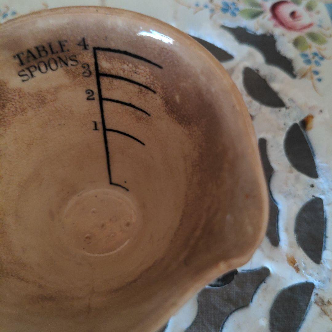 クレイユモントロー可愛いコンフィチュールポット TABLESPOONSミルク色