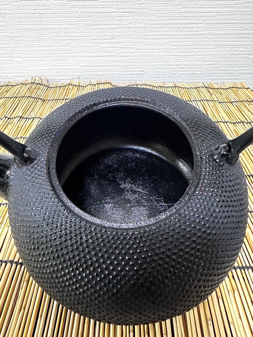 未使用品　南部特製銘(宝星堂)造　１５型アラレ　南部鉄瓶　南部鉄器　調理器具