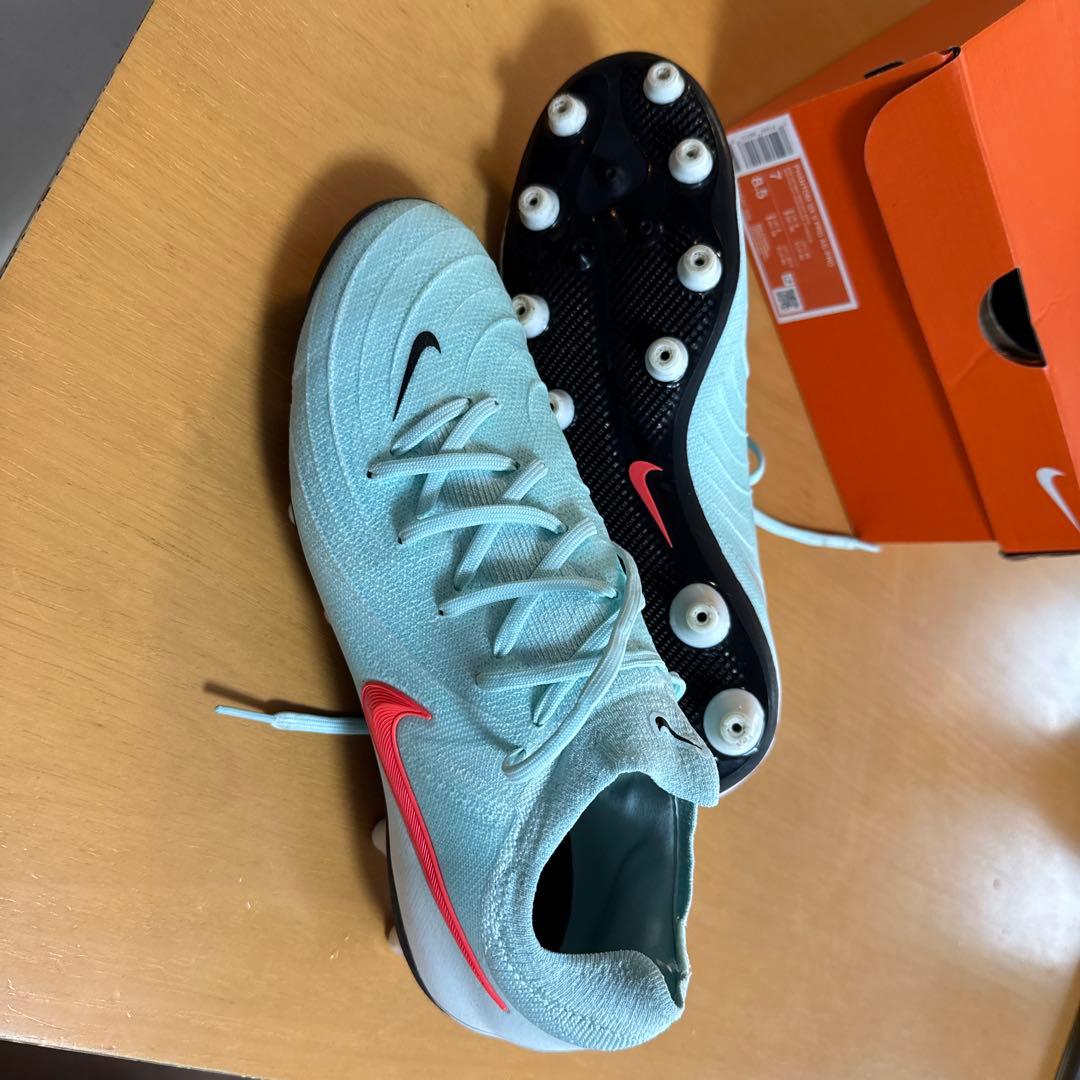 ナイキ NIKEファントムGX2プロAG-PRO FG2582-300 25㎝