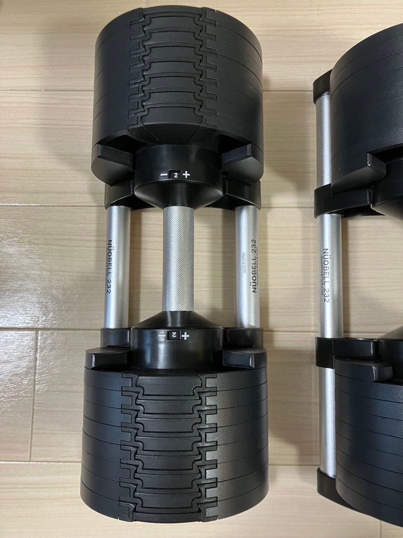 ① FLEXBELL 可変式ダンベル　2kg刻み 32kg NUOBELL