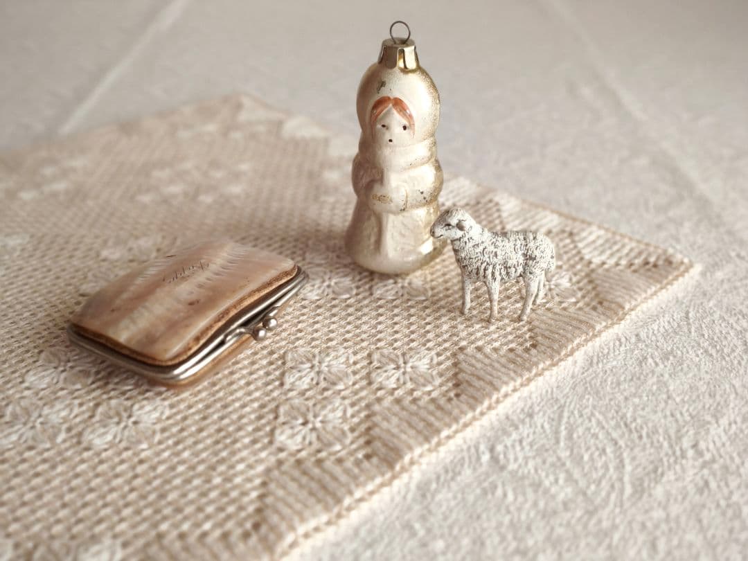 【チョコメルさま】old ornament ୨୧ * 雪国の女の子 オーナメント