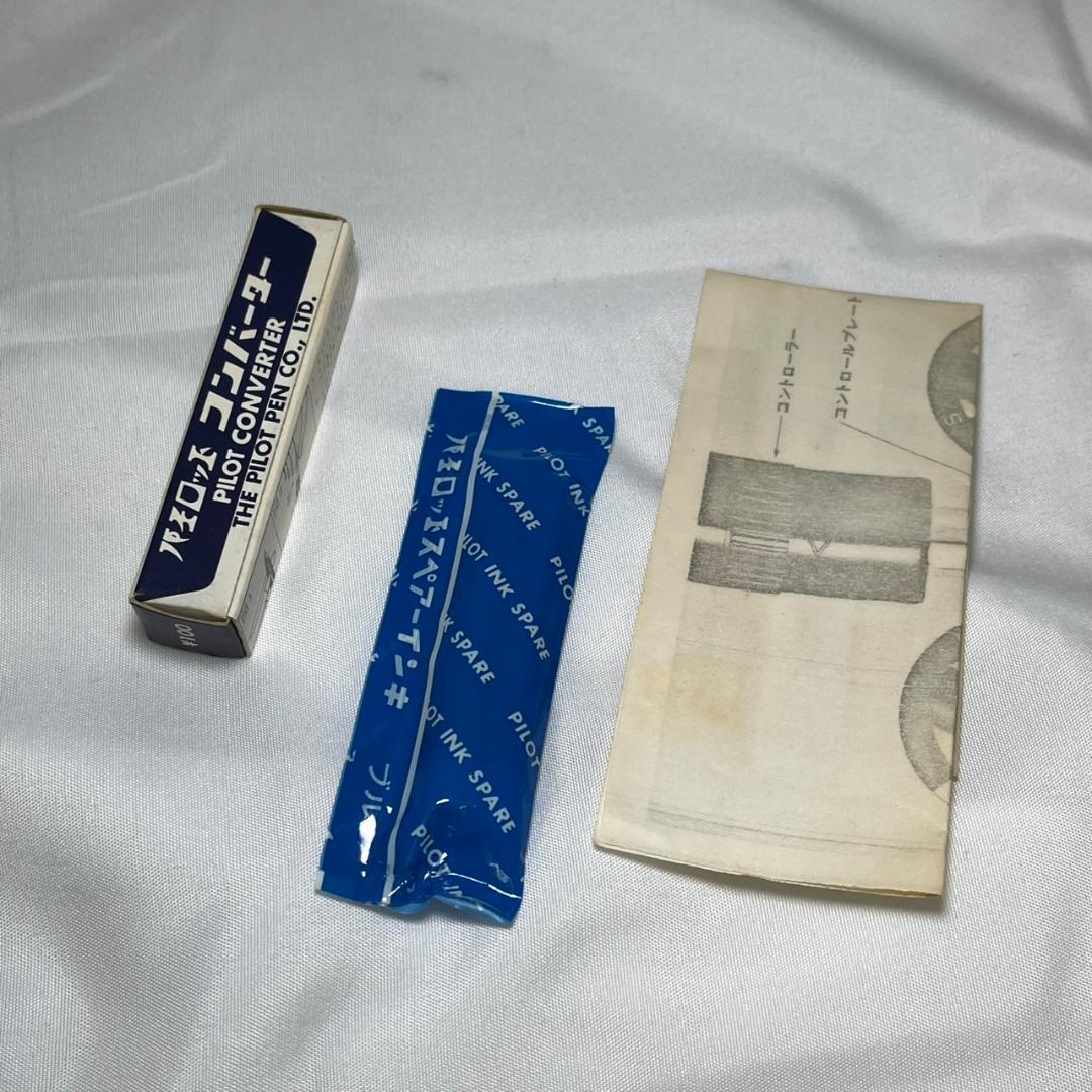 K*️様 【中古】PILOT パイロット 万年筆 14K ケース付き インク付き