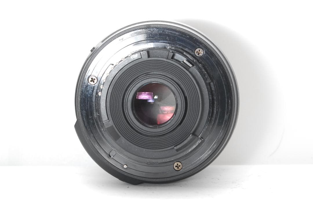 【使用感少なめで新品級ショット数】Nikon D3300　スマホ転送　動画OK