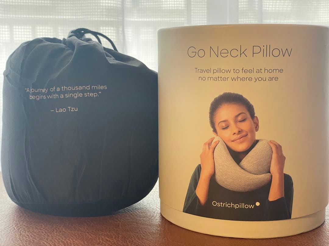 快適グッズ・旅行小物 Ostrichpillow Go Neck Pillow