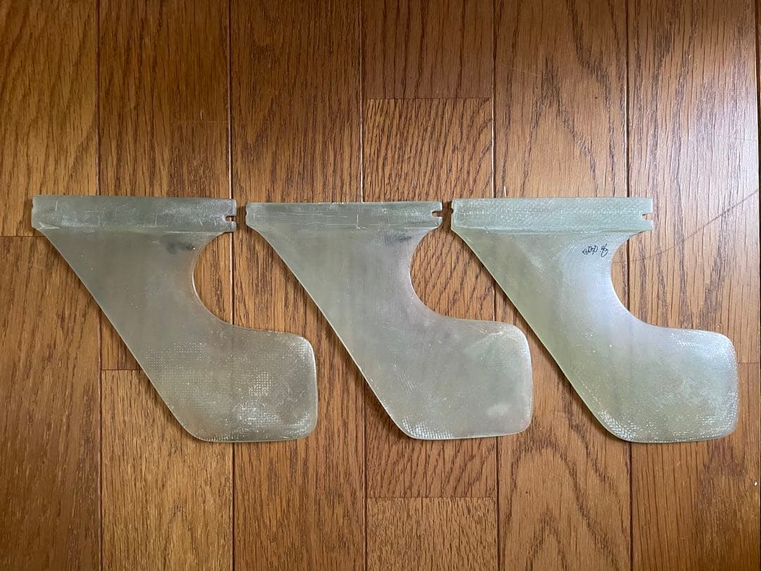 the BeHINDS ハチェット　トライフィン