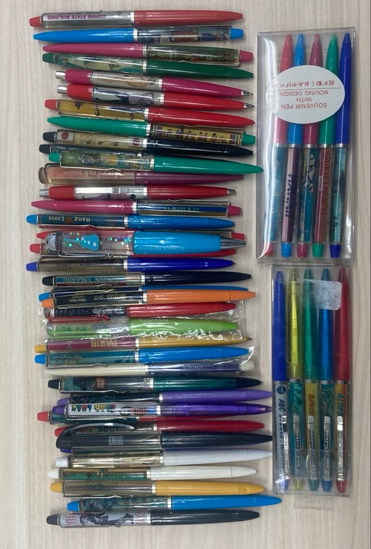 コレクターアイテム　レア品 多数 フローティング•ボールペン49 本セット