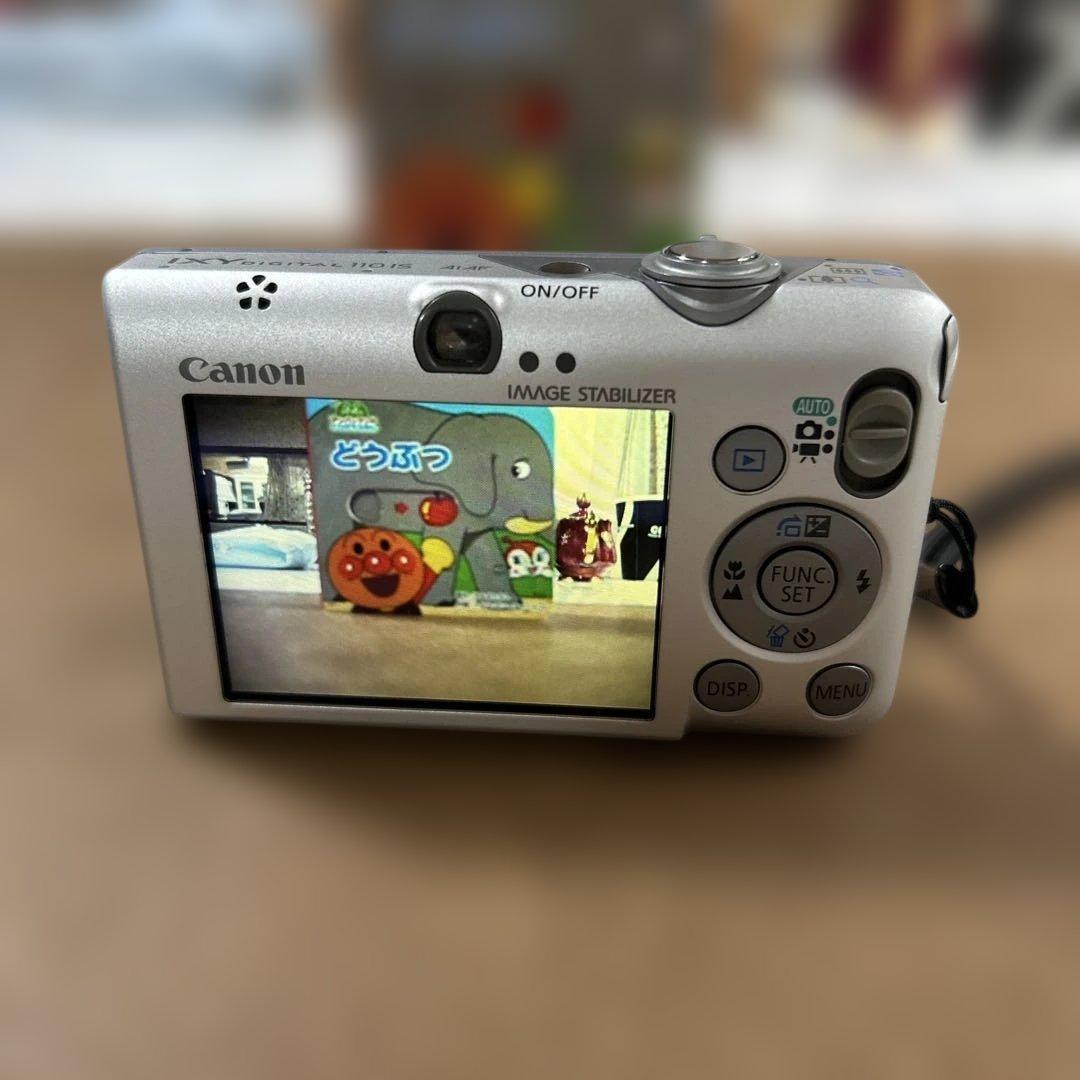 Canon IXY Digital 10.0メガピクセル 本体と充電器付き