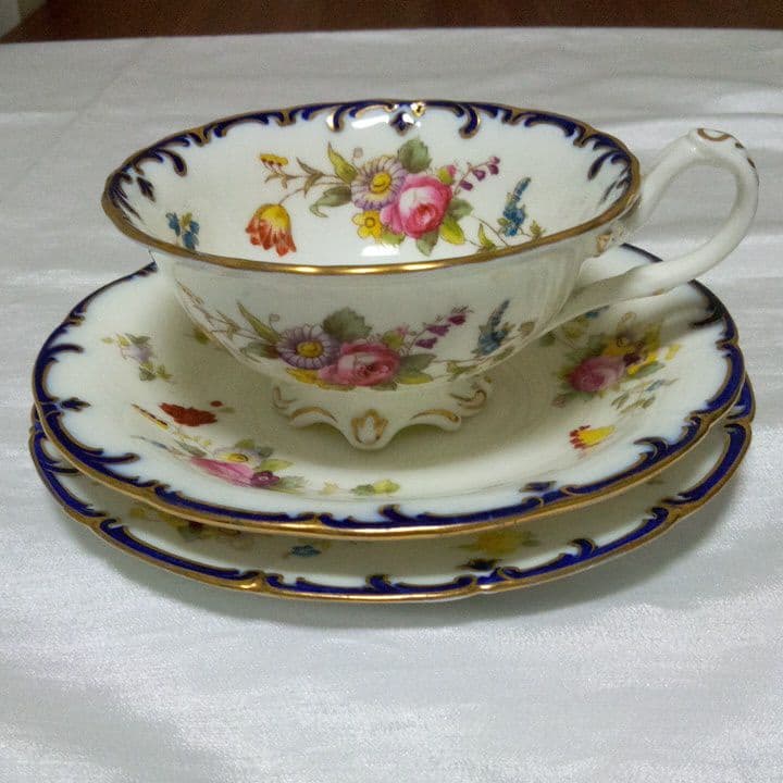 コウルドン　トリオティーセット　　アンティーク　　お値下げしました