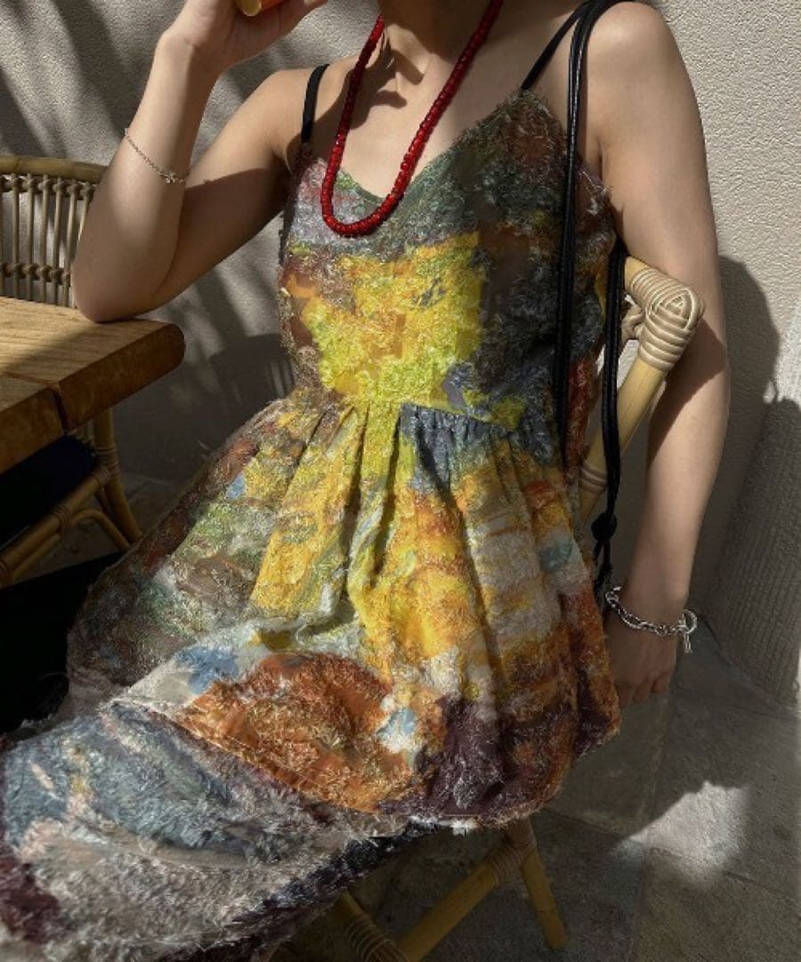 タグ付Ameri MEDI RACHEL FLUFFY ART CAMISOLE