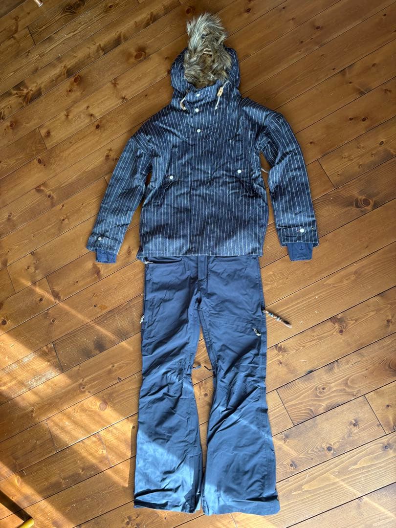 【S】スノーボードウエアセット レディースBurton バートン