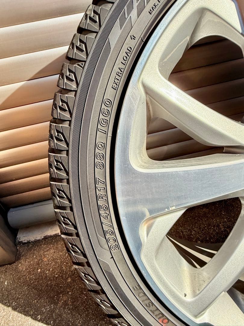 プジョー208用スタッドレスタイヤ&ホイール4本セット205/45R17